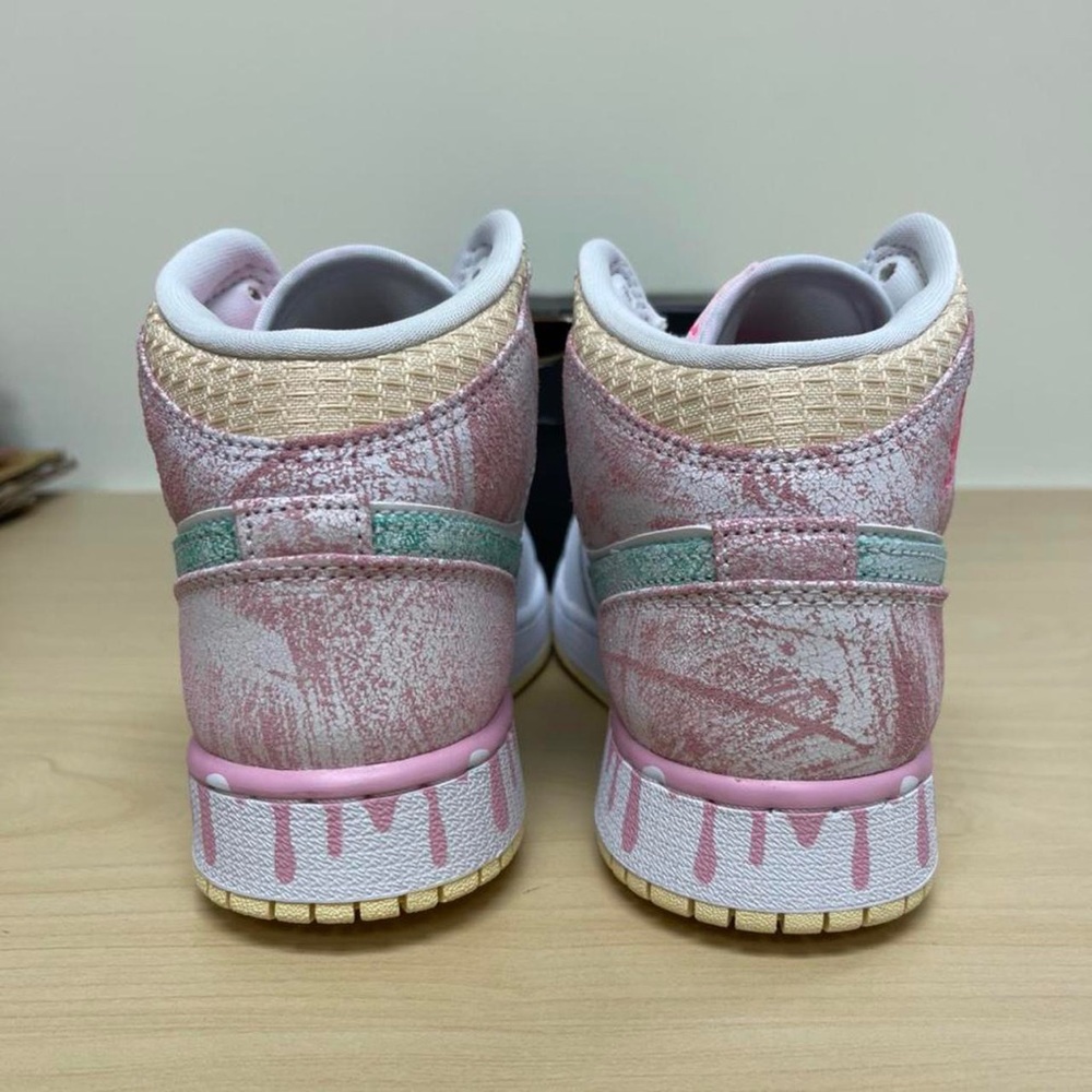 Nike Air Jordan 1 mid se gs ice cream paint drip - Picture 4 of 4
